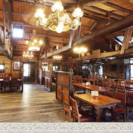 La Moncloa De San Lazaro Hotel 3*