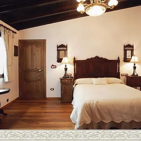 La Moncloa De San Lazaro 호텔 카카벨로스