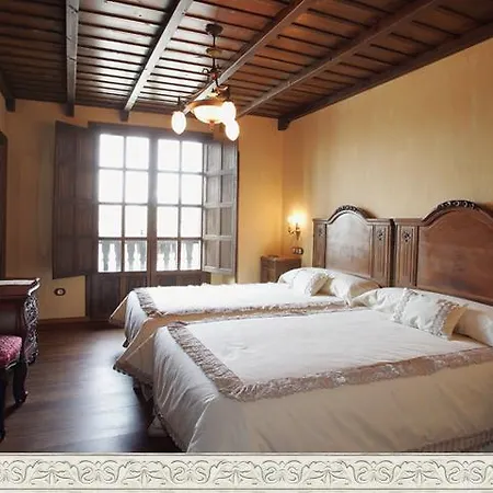 La Moncloa De San Lazaro 3*