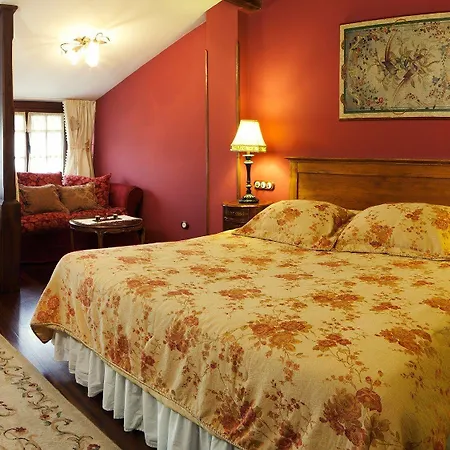 Hotel La Moncloa De San Lazaro Cacabelos (Leon)