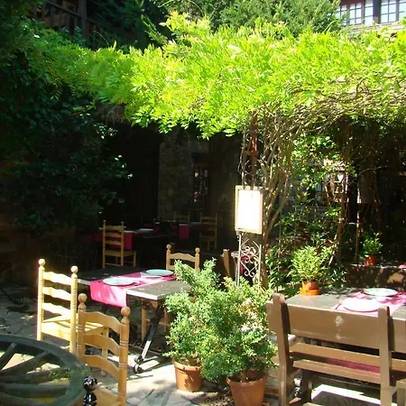 Hotel La Moncloa De San Lazaro Cacabelos (Leon)