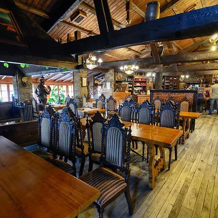 Hotel La Moncloa De San Lazaro Cacabelos (Leon)