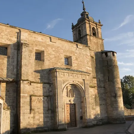 La Moncloa De San Lazaro