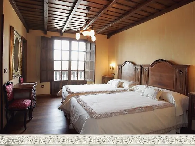 La Moncloa De San Lazaro 3*