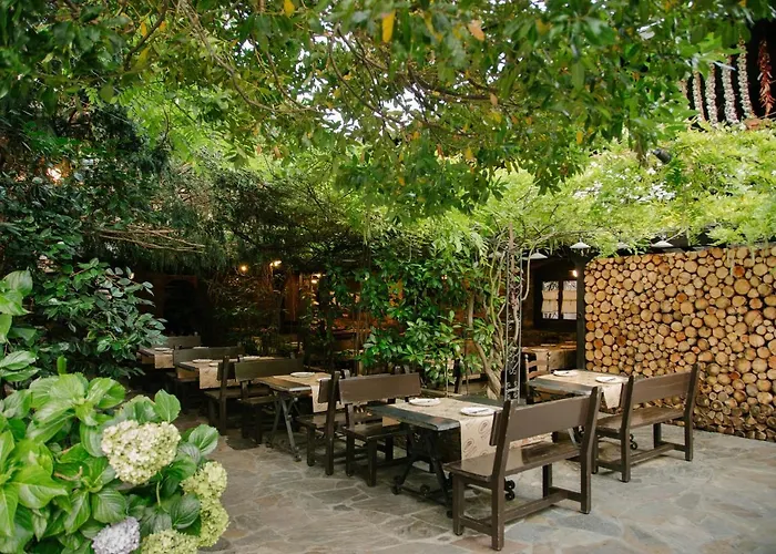 La Moncloa De San Lazaro 호텔