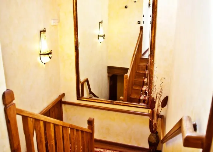 La Moncloa De San Lazaro 호텔 카카벨로스