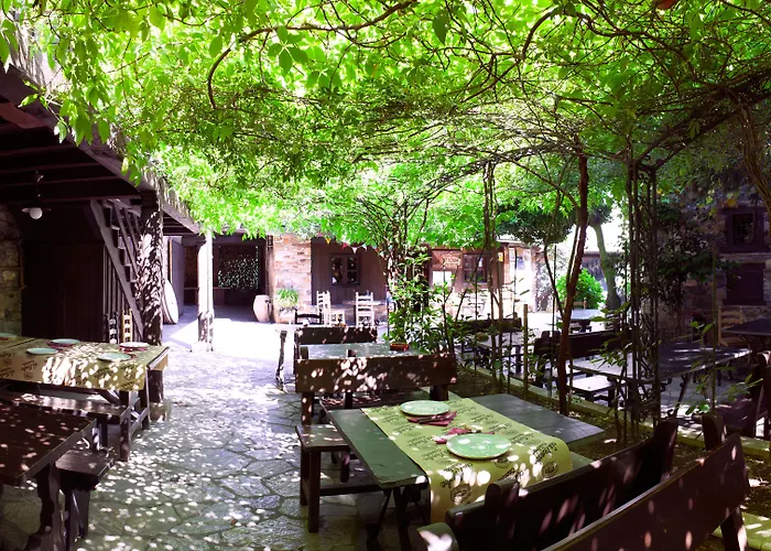 La Moncloa De San Lazaro Hotel 3*