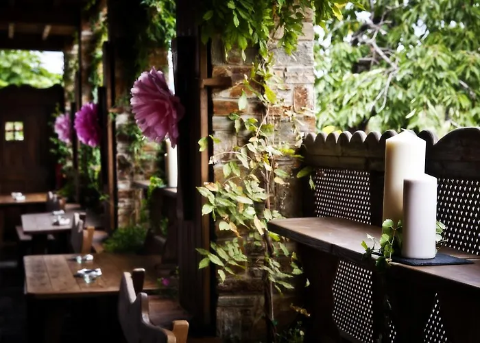 La Moncloa De San Lazaro