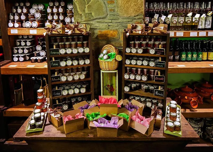 La Moncloa De San Lazaro Hotel