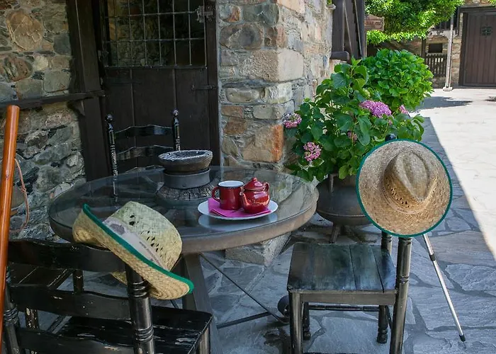 La Moncloa De San Lazaro 3* Cacabelos (Leon)