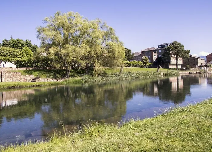 La Moncloa De San Lazaro 호텔